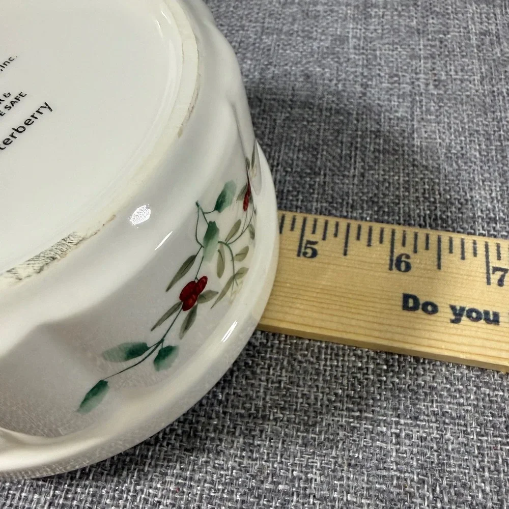 VTG Pfaltzgraff Winterberry Ramekin Dish 4.5